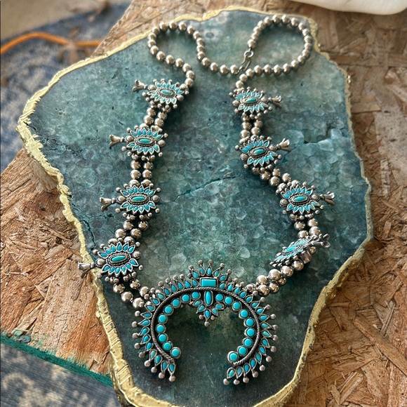 Faux Turquoise and Silver Squash-Blossom Necklace - Picture 2 of 13